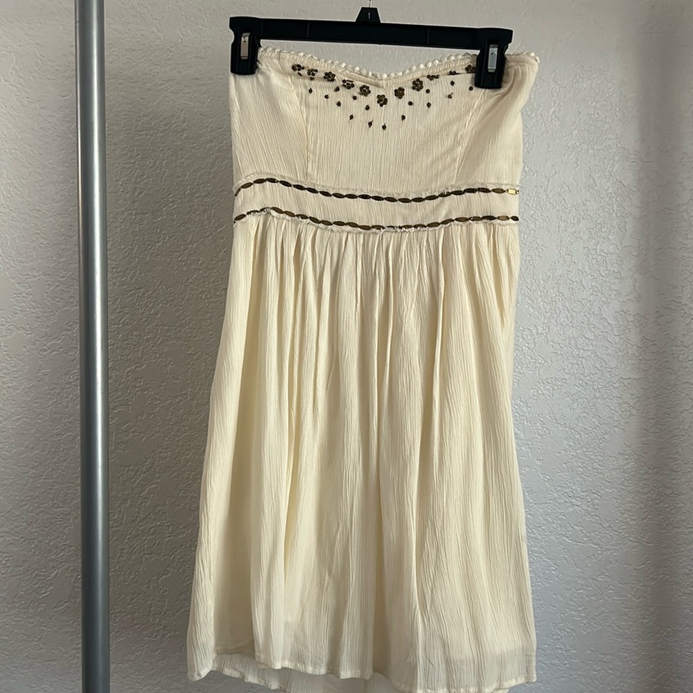 Cream strapless dress